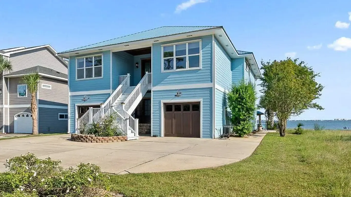 Exterior cleaning in Pensacola